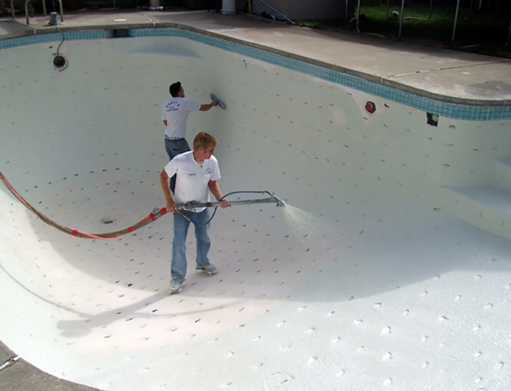 Understanding the Term "Swimming Pool Bond Beam" CalTech Pools 818.
